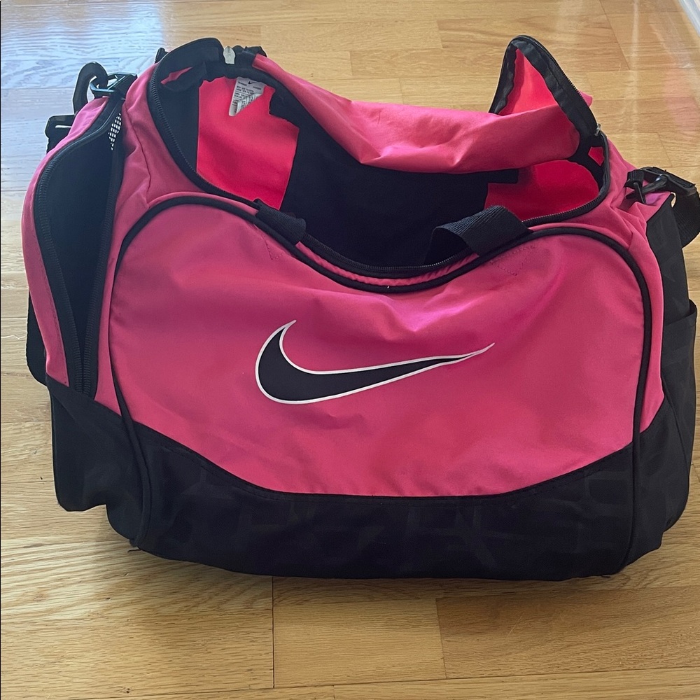 Nike Black and Pink Sports Bag